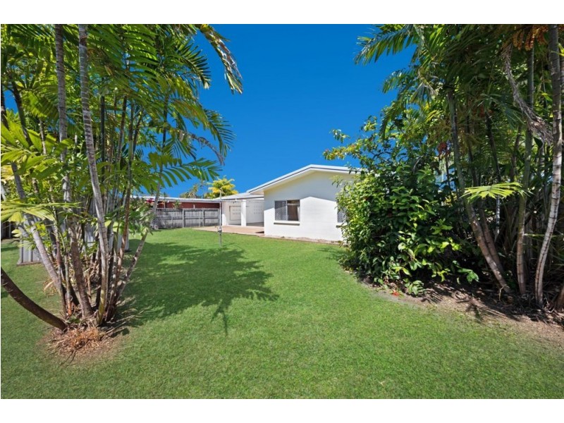 22 Purbeck Place, Edge Hill QLD 4870