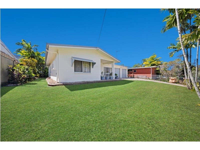 22 Purbeck Place, Edge Hill QLD 4870