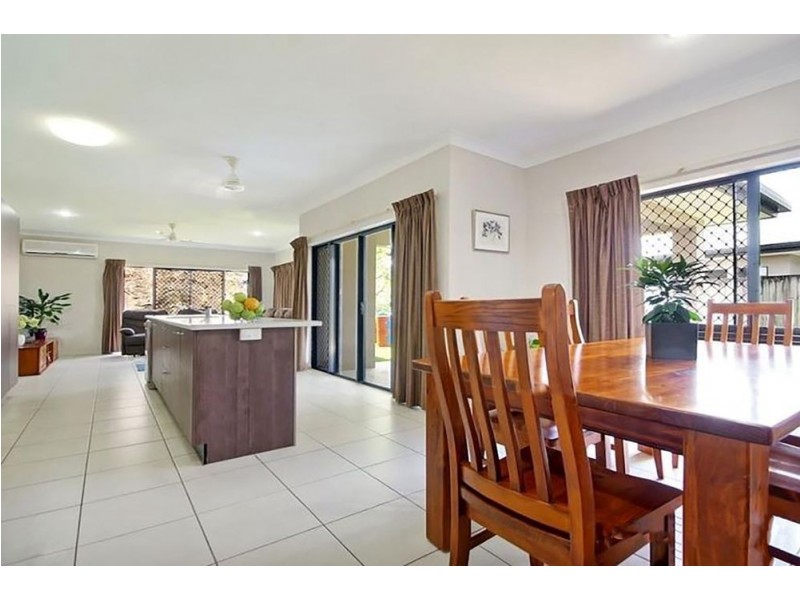 59 William Hickey Street, Redlynch QLD 4870