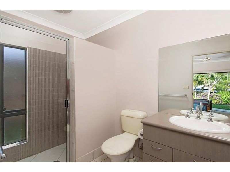 59 William Hickey Street, Redlynch QLD 4870