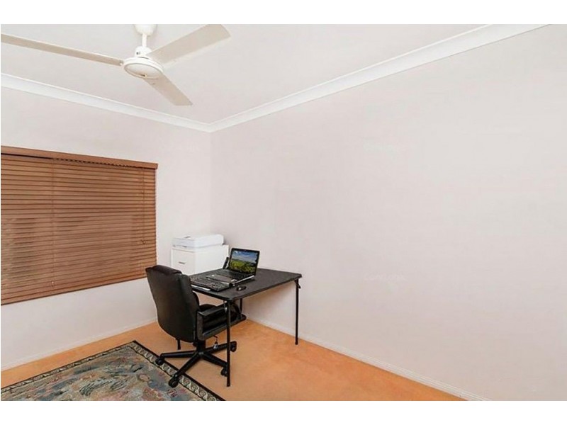 59 William Hickey Street, Redlynch QLD 4870