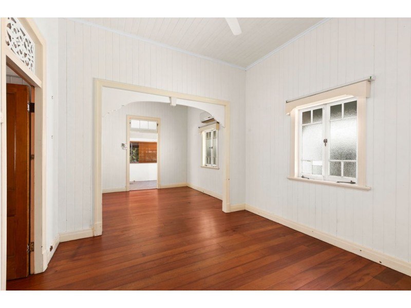 74 Gatton Street, Parramatta Park QLD 4870