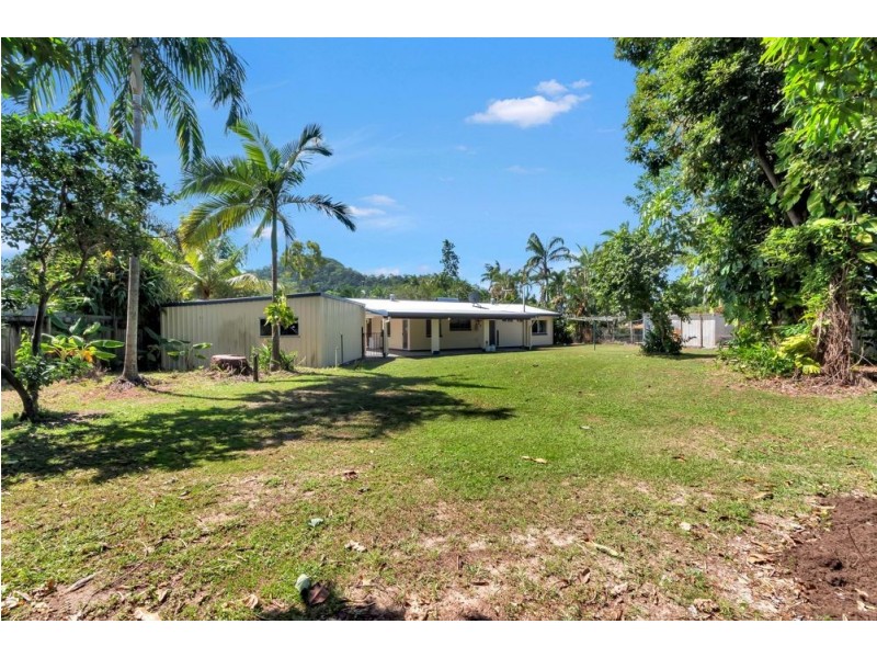 9 Queensborough Close, Trinity Park QLD 4879