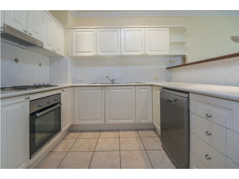 10/72 Kowinka Street, White Rock QLD 4868