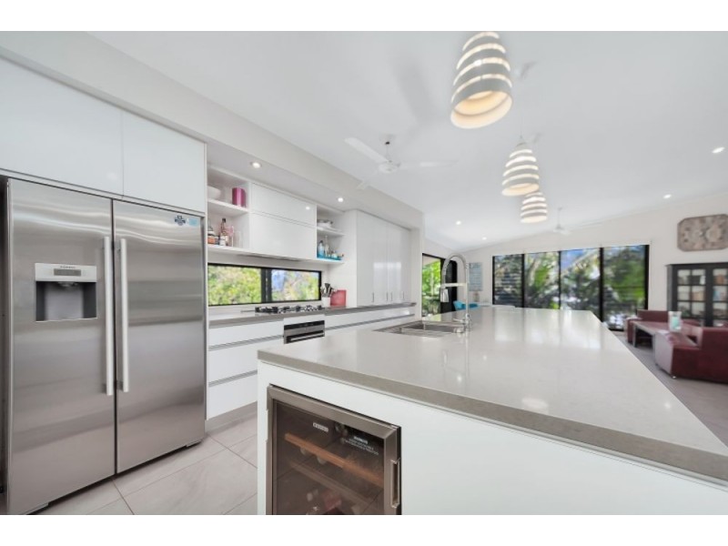 47 Catamaran Circuit, Trinity Beach QLD 4879