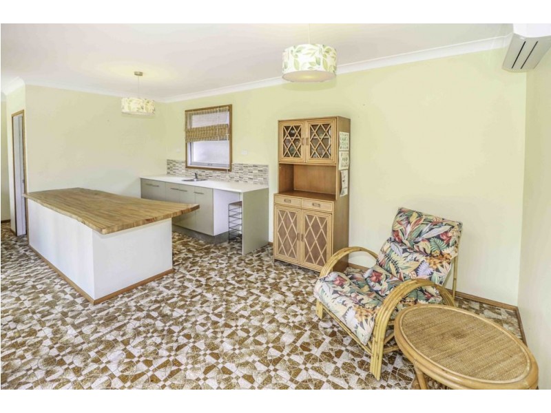 141 Hillview Crescent, Whitfield QLD 4870