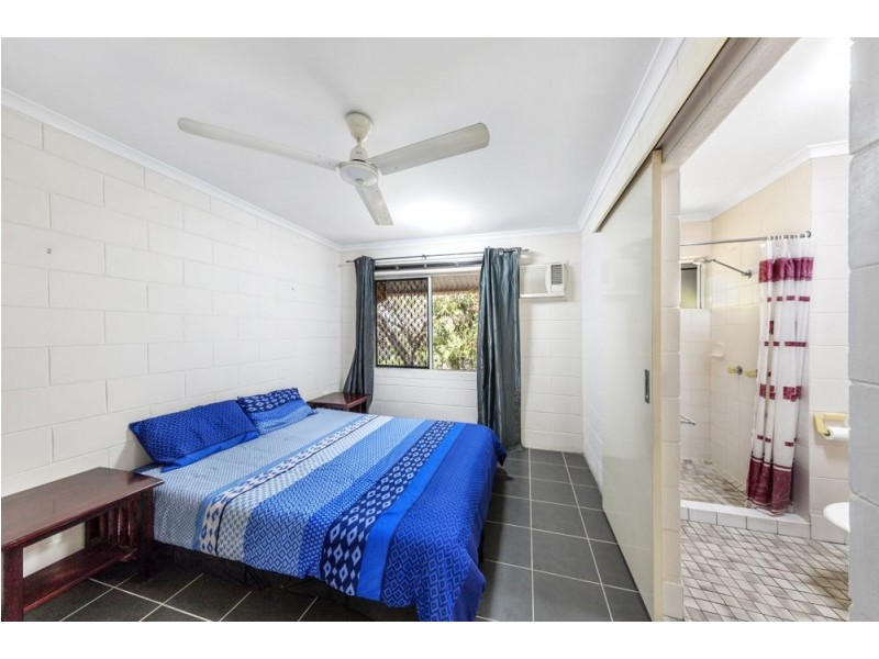 5 8 Nelson Street, Bungalow QLD 4870