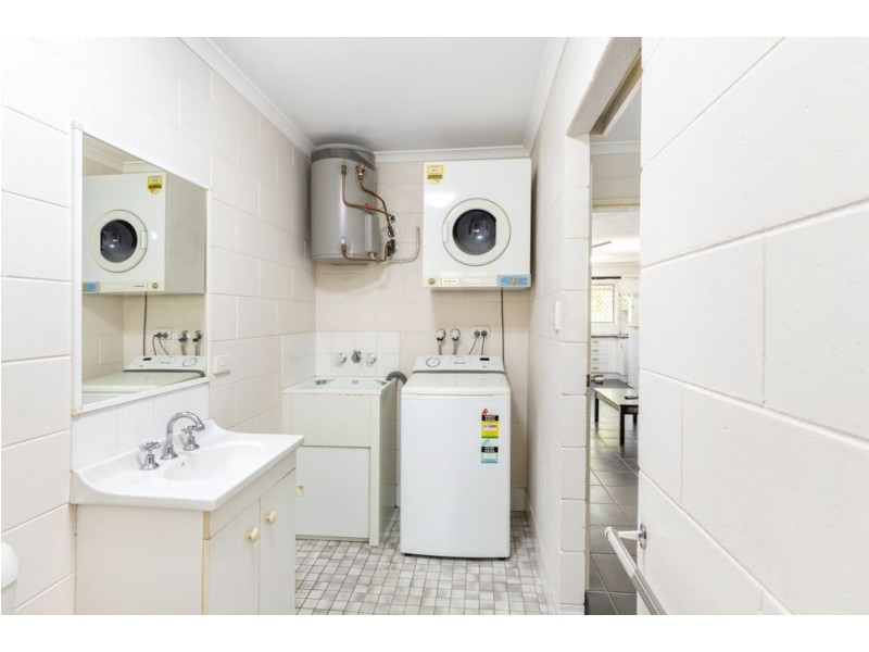 5 8 Nelson Street, Bungalow QLD 4870