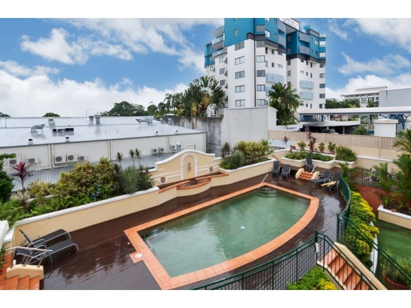 8/62 Abbott Street, Cairns City QLD 4870