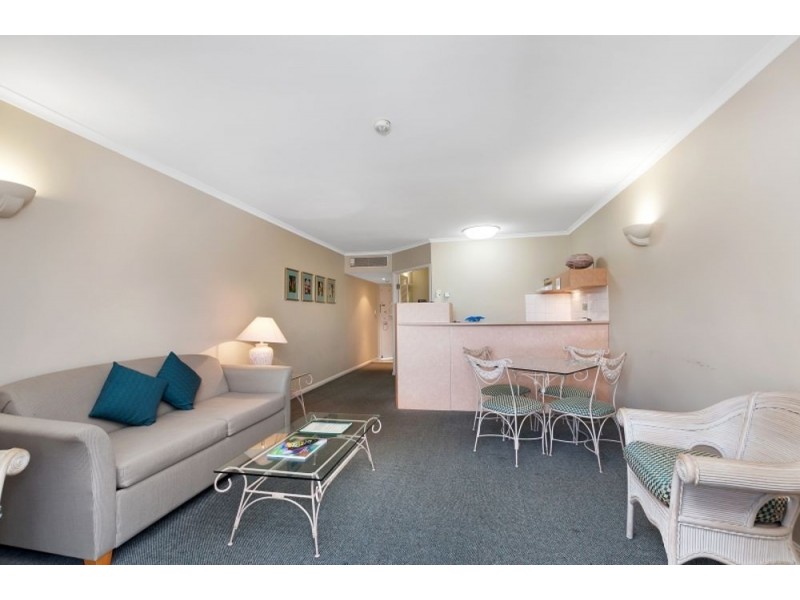 8/62 Abbott Street, Cairns City QLD 4870