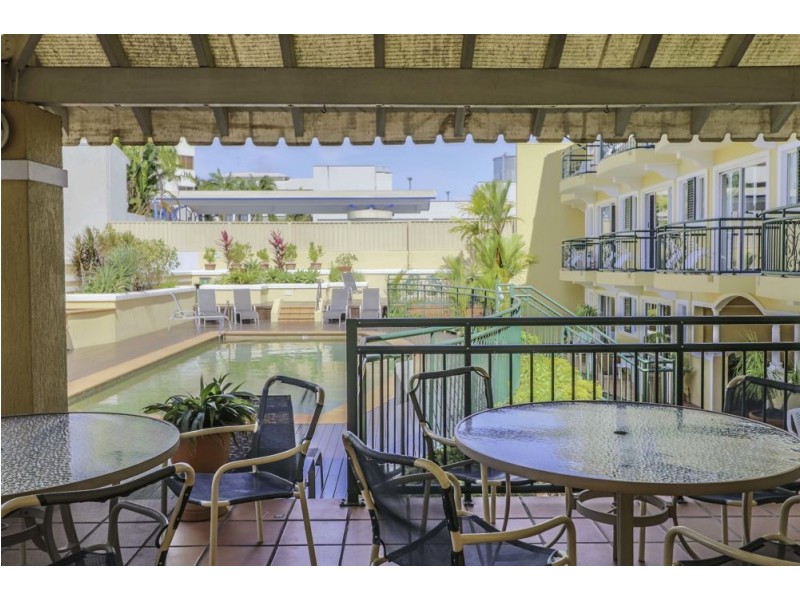 8/62 Abbott Street, Cairns City QLD 4870
