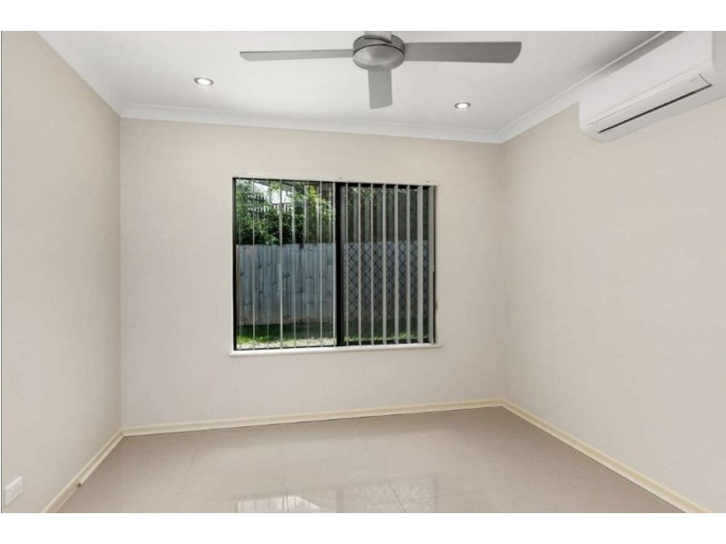 4a Keirle Avenue, Whitfield QLD 4870