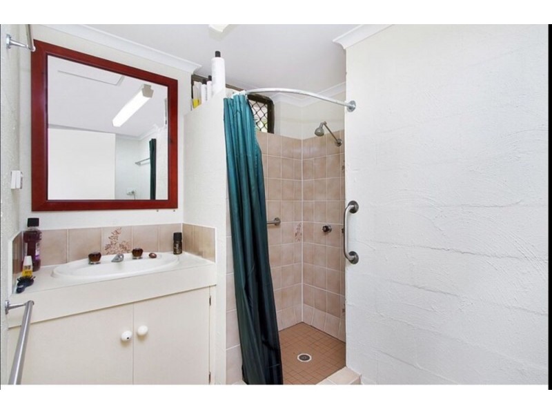 1/11 Vallely, Freshwater QLD 4870