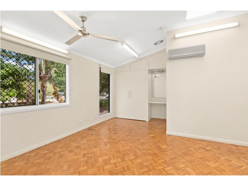 12 Leftwich Street, White Rock QLD 4868