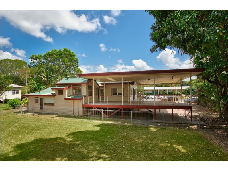 12 Leftwich Street, White Rock QLD 4868