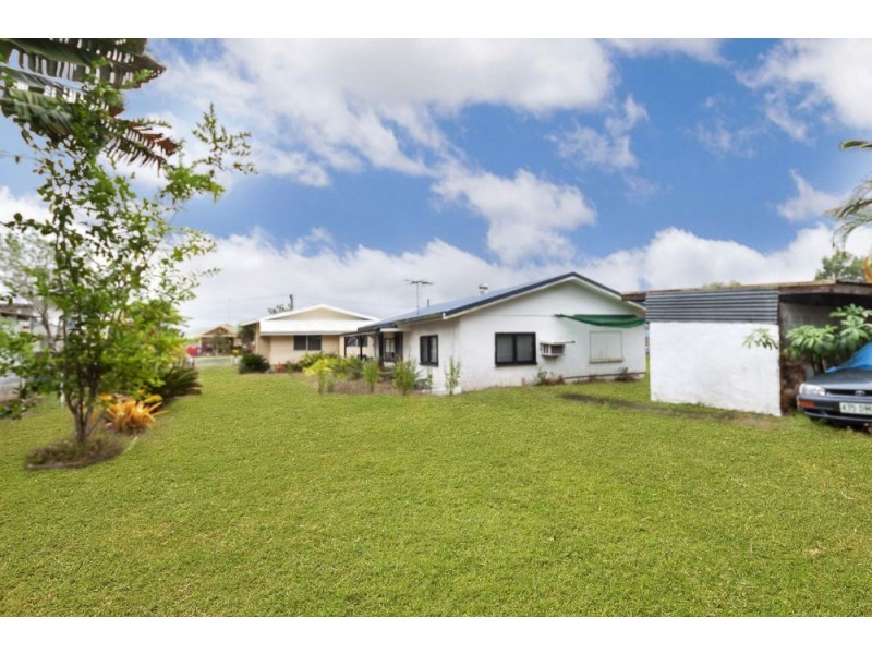 59 Charles Street, Innisfail QLD 4860