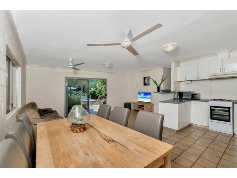9 Queensborough Close, Trinity Park QLD 4879
