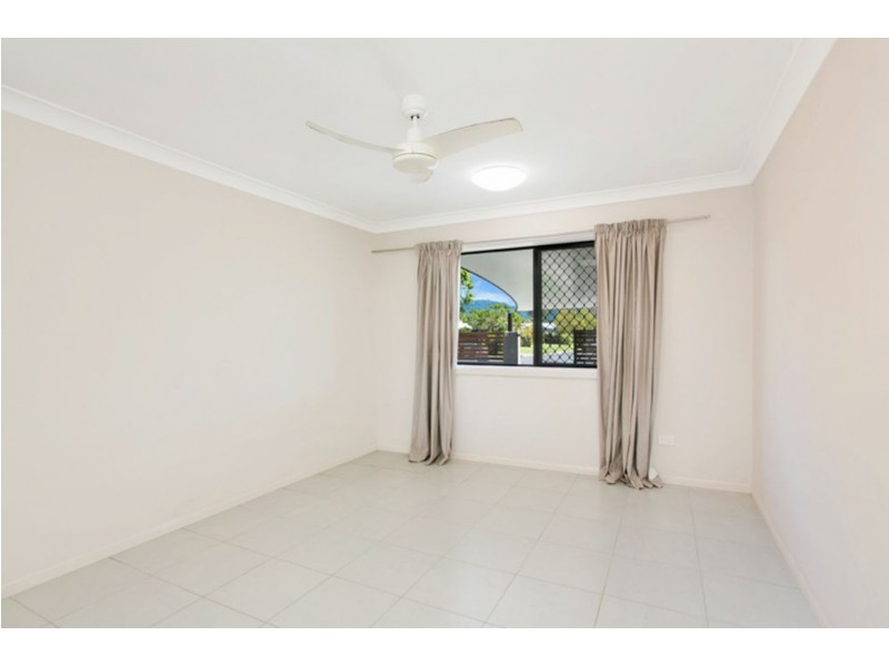 9 Melaleuca Street, Manunda QLD 4870