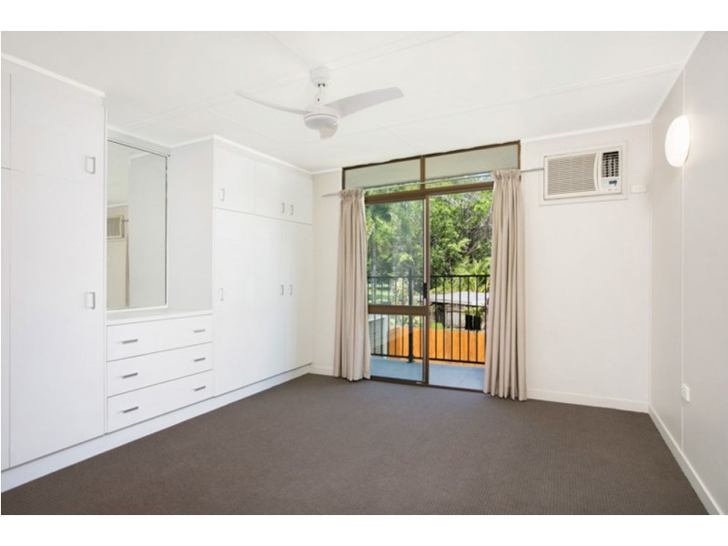 9 Melaleuca Street, Manunda QLD 4870