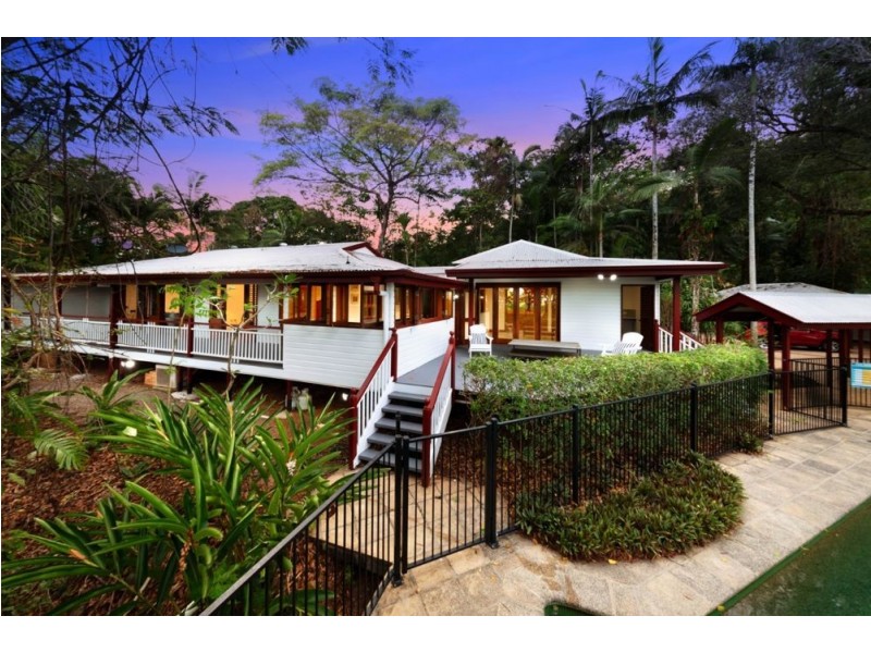 28 Collins Avenue, Edge Hill QLD 4870