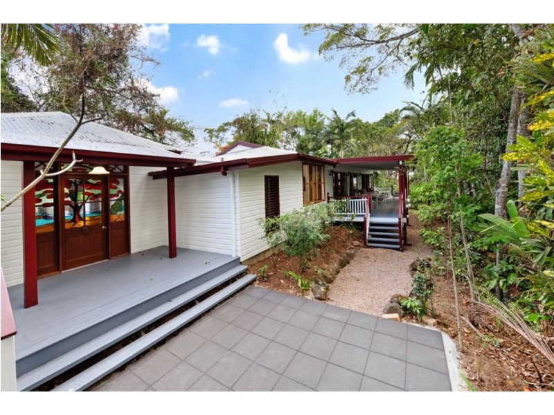 28 Collins Avenue, Edge Hill QLD 4870
