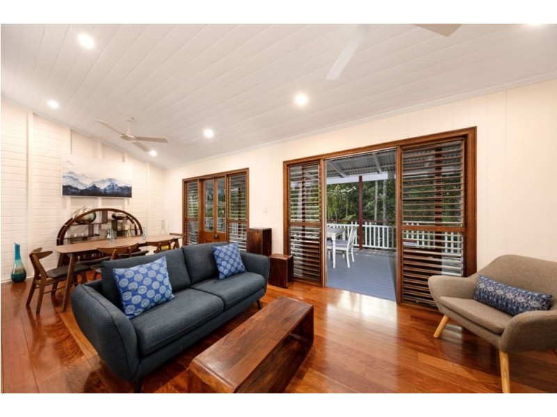 28 Collins Avenue, Edge Hill QLD 4870