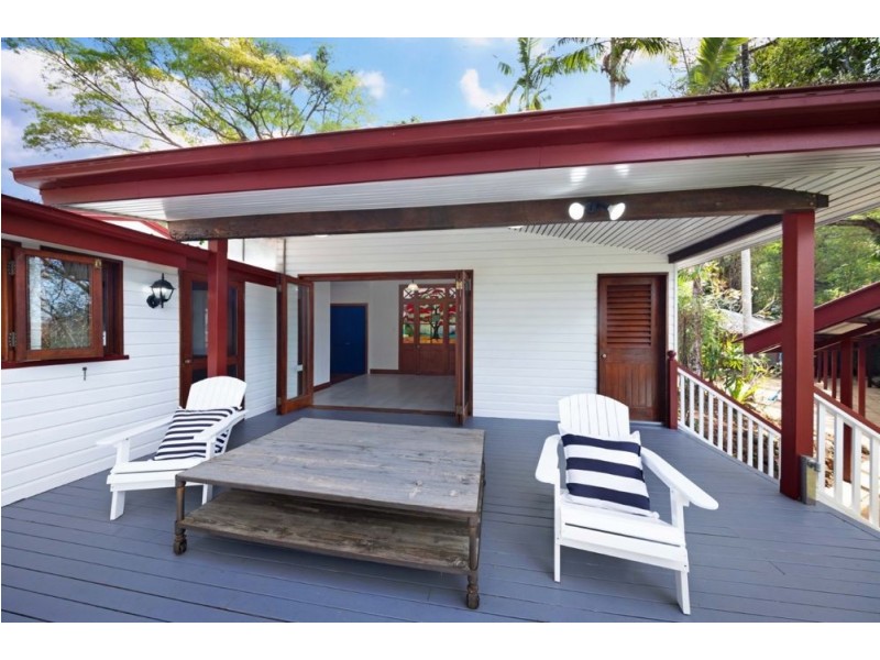 28 Collins Avenue, Edge Hill QLD 4870