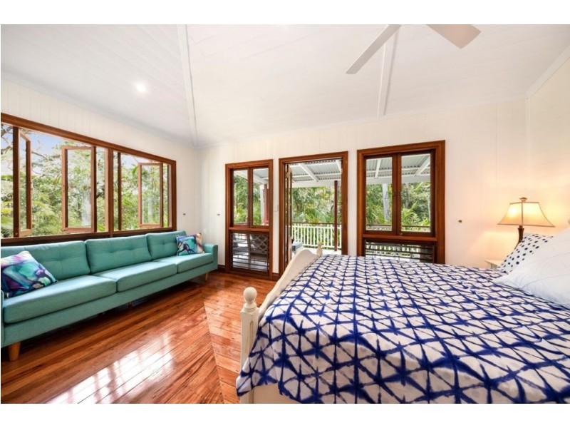 28 Collins Avenue, Edge Hill QLD 4870