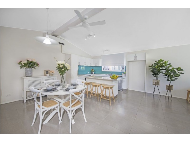 18 Torrance Avenue, Edge Hill QLD 4870