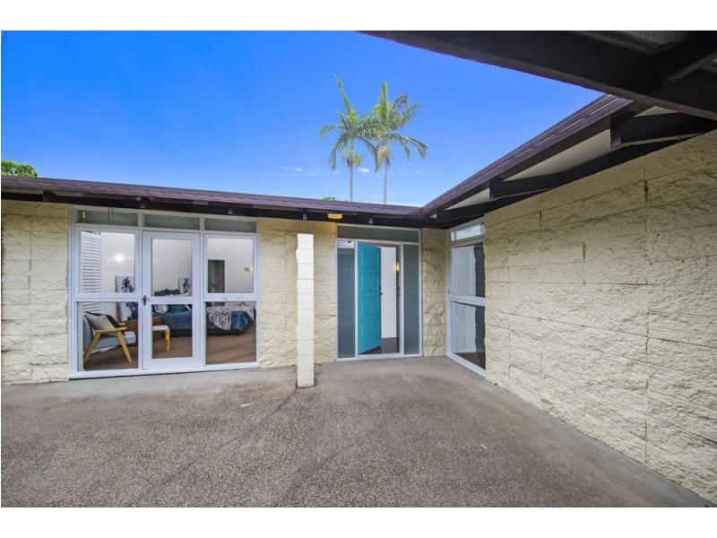 18 Torrance Avenue, Edge Hill QLD 4870