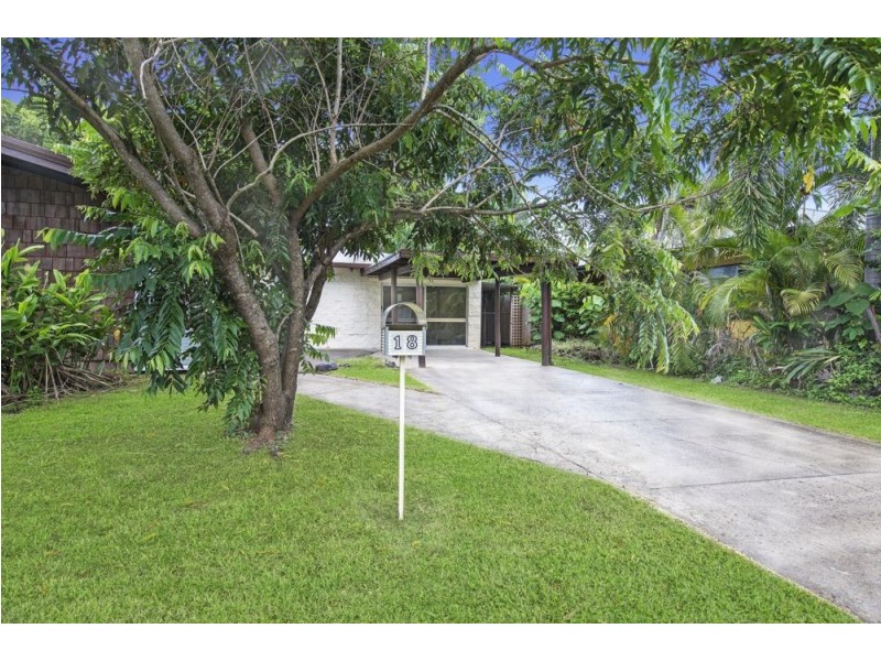 18 Torrance Avenue, Edge Hill QLD 4870