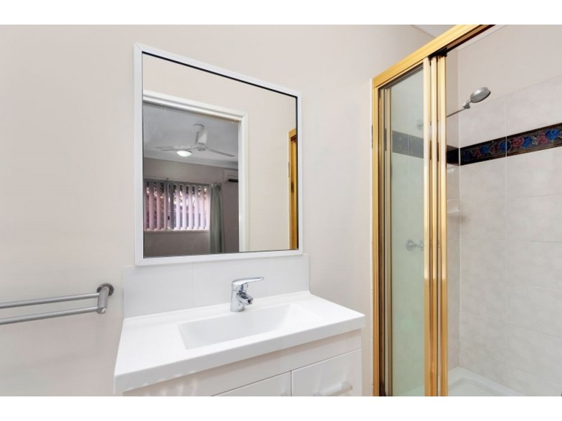 30 Strathmore Court, Mooroobool QLD 4870