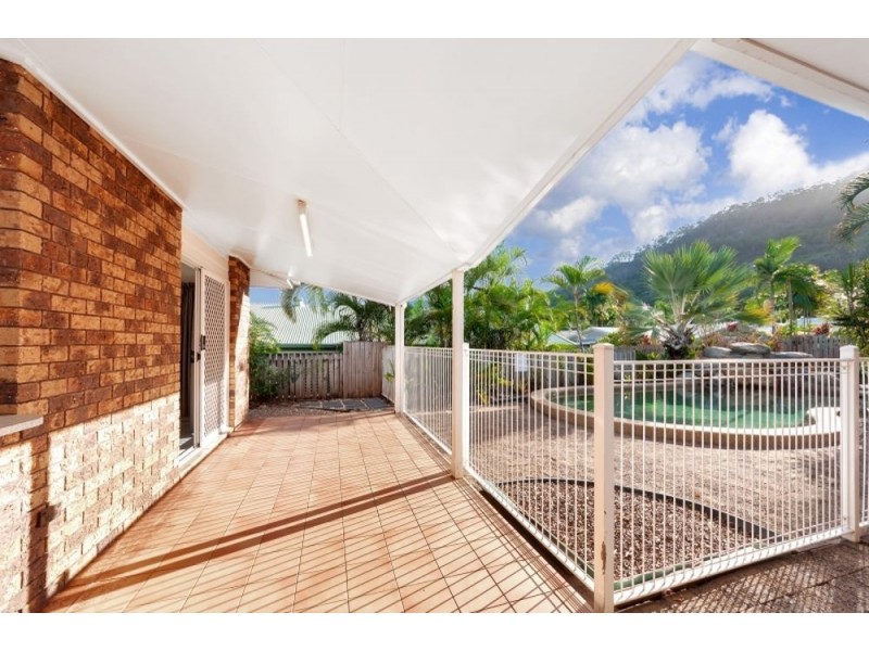 30 Strathmore Court, Mooroobool QLD 4870