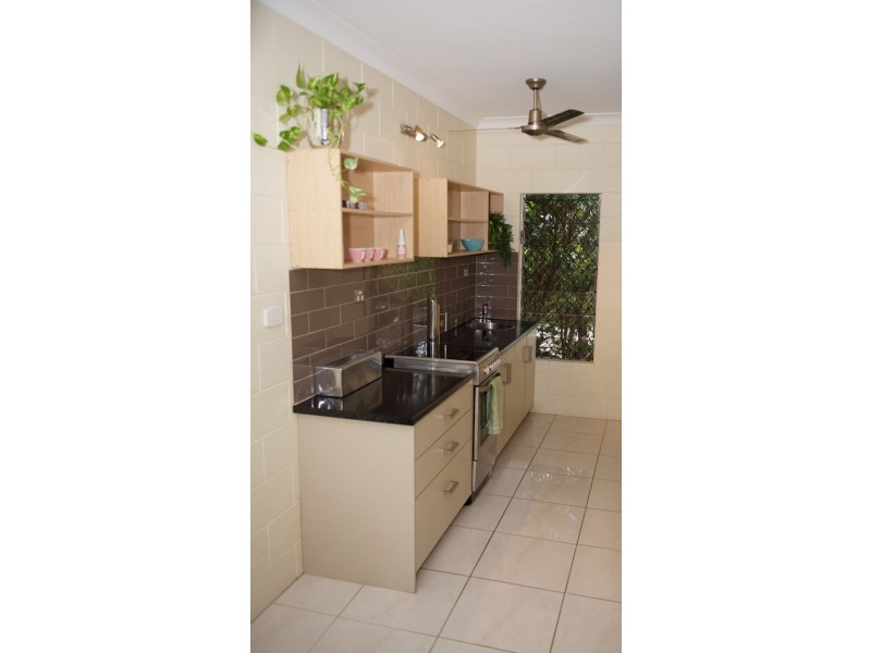 5/10 Crathern Close, Whitfield QLD 4870