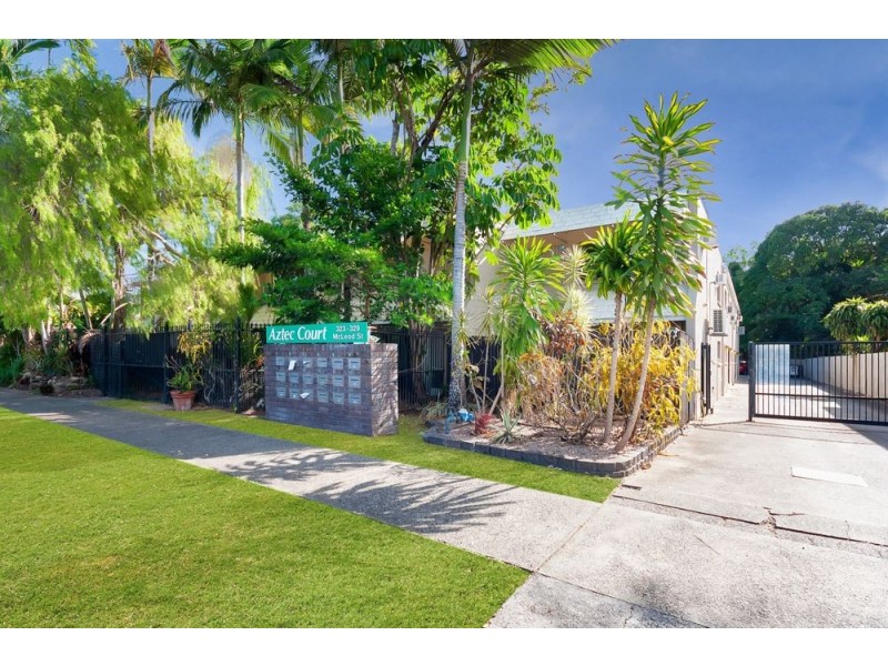 2/323 McLeod Street, Cairns North QLD 4870