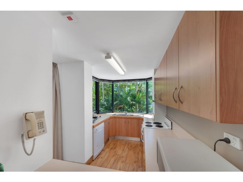 12A & 12B / 209 Abbott Street, Cairns North QLD 4870