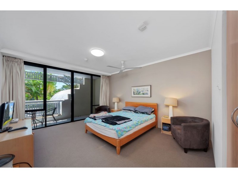 12A & 12B / 209 Abbott Street, Cairns North QLD 4870