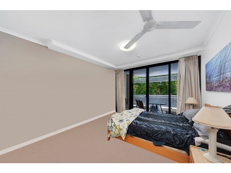 12A & 12B / 209 Abbott Street, Cairns North QLD 4870
