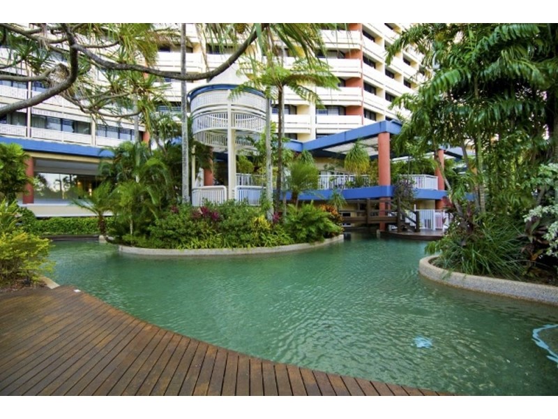 12A & 12B / 209 Abbott Street, Cairns North QLD 4870