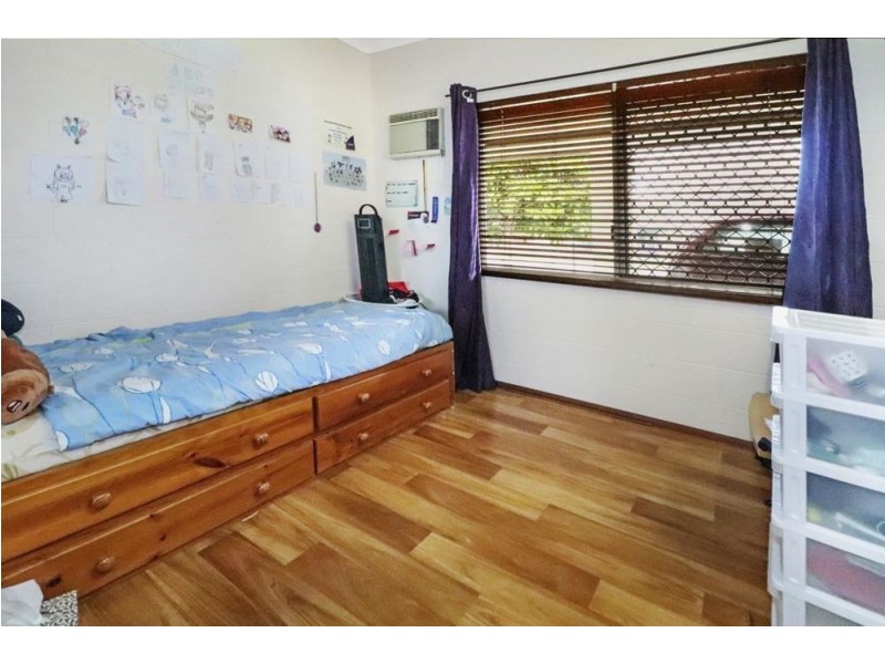 18 Alberta Drive, Woree QLD 4868