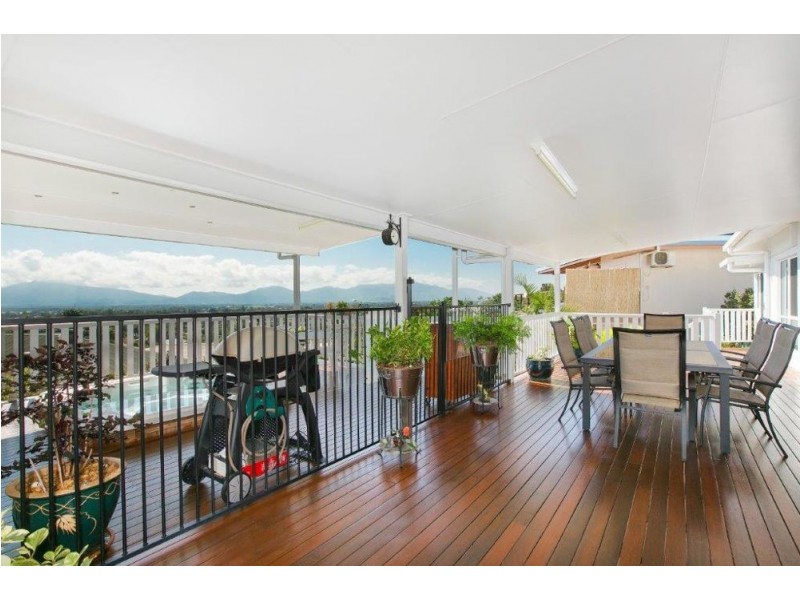 36 Guthrie Close, Bentley Park QLD 4869