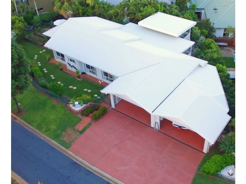 36 Guthrie Close, Bentley Park QLD 4869