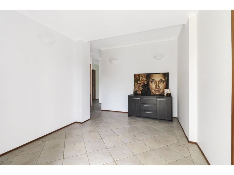 12 Clohesy Court, Kanimbla QLD 4870