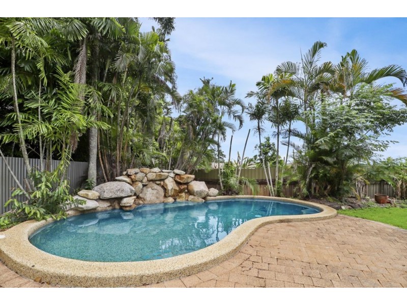12 Clohesy Court, Kanimbla QLD 4870