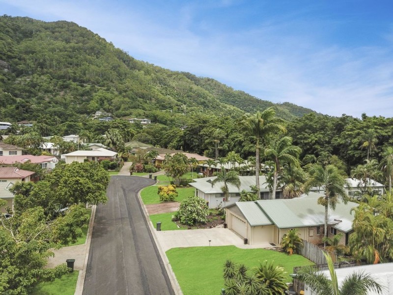 12 Clohesy Court, Kanimbla QLD 4870