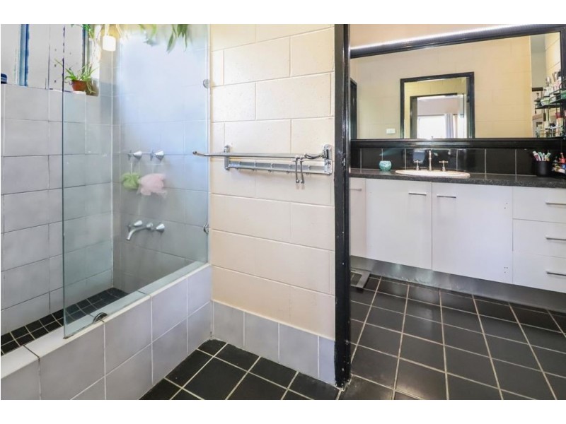 25 Cheviot Street, Smithfield QLD 4878