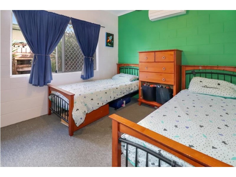 25 Cheviot Street, Smithfield QLD 4878