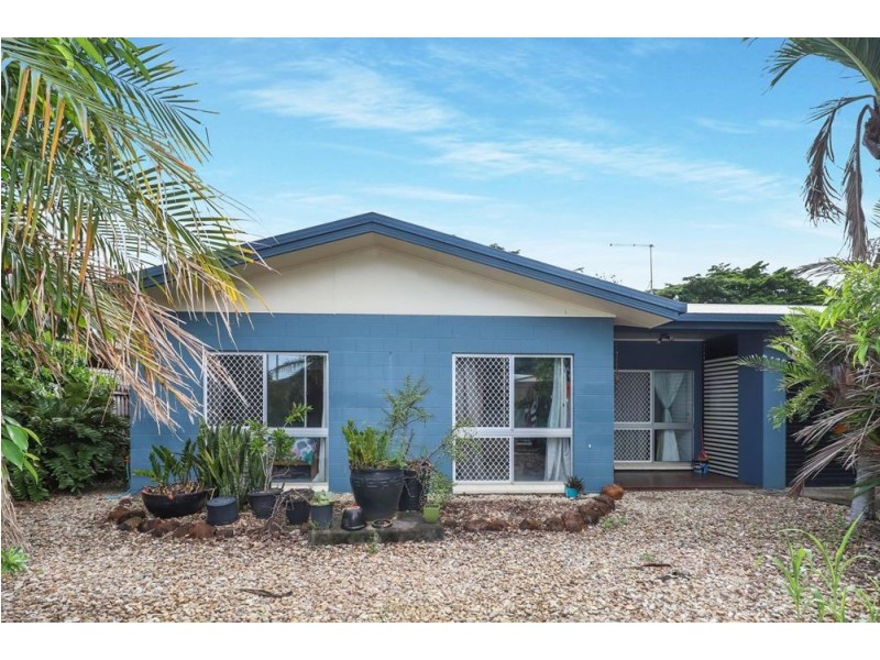 25 Cheviot Street, Smithfield QLD 4878