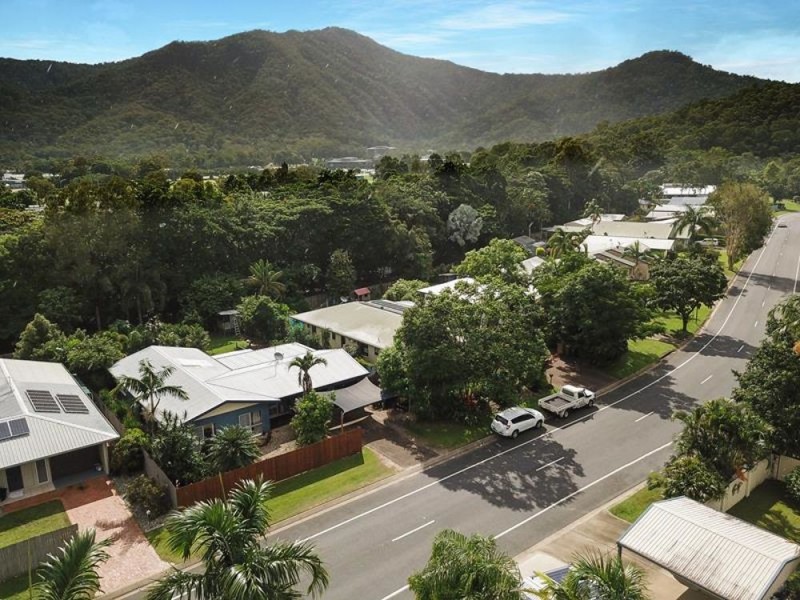 25 Cheviot Street, Smithfield QLD 4878