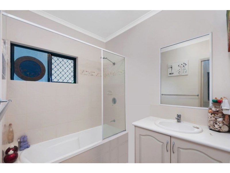 1/25 Stanton Road, Smithfield QLD 4878